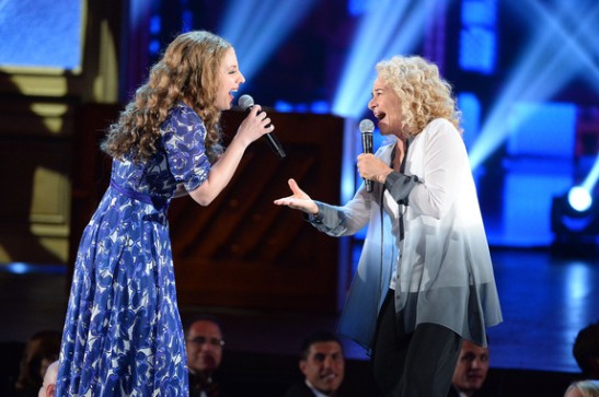 Actress Jessie Mueller (L) and singer Carole King perform onstage during the 68th Annual Tony Awards at Radio City Music Hall on June 8, 2014 in New York City. (Photo by Theo Wargo/Getty Images for Tony Awards Productions)